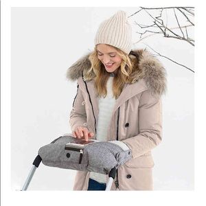 Skip* Hop Grab & Go On Call Hand Muff in Grey